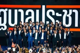 พรรคประชาชน เปิดตัวทีมบริหารรัฐบาลประชาชน 12 ภารกิจ